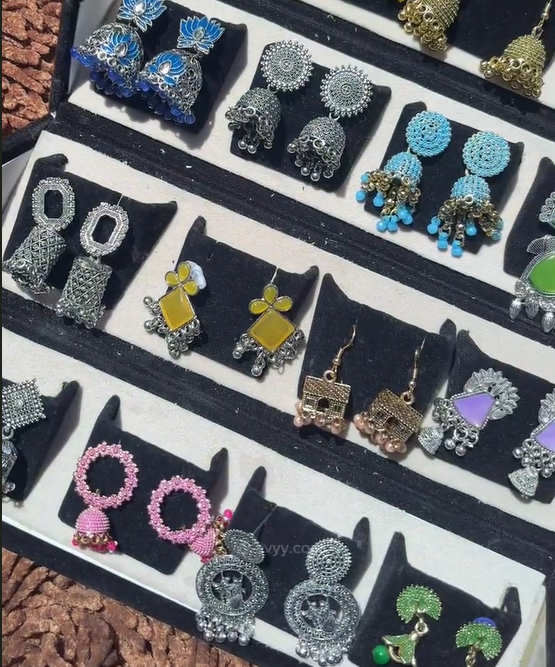 16 Pcs Ethnic & Trendy Jhumka Collection
