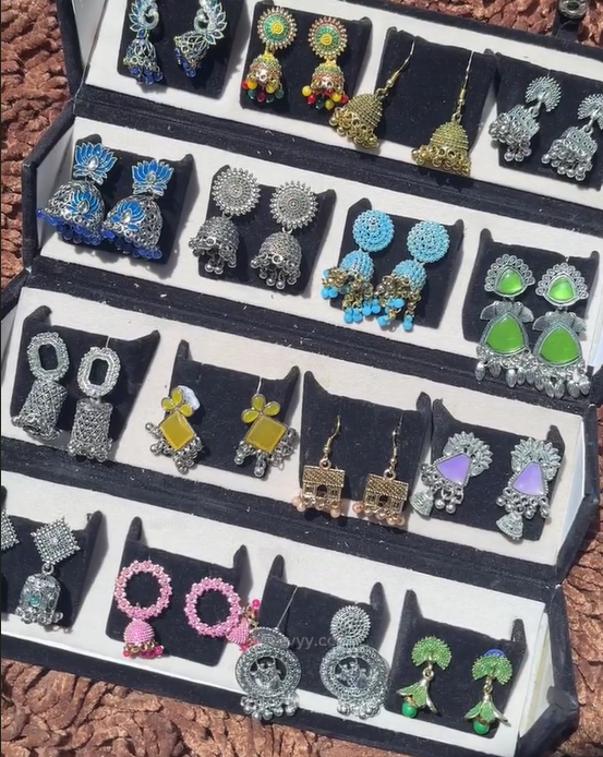 16 Pcs Ethnic & Trendy Jhumka Collection